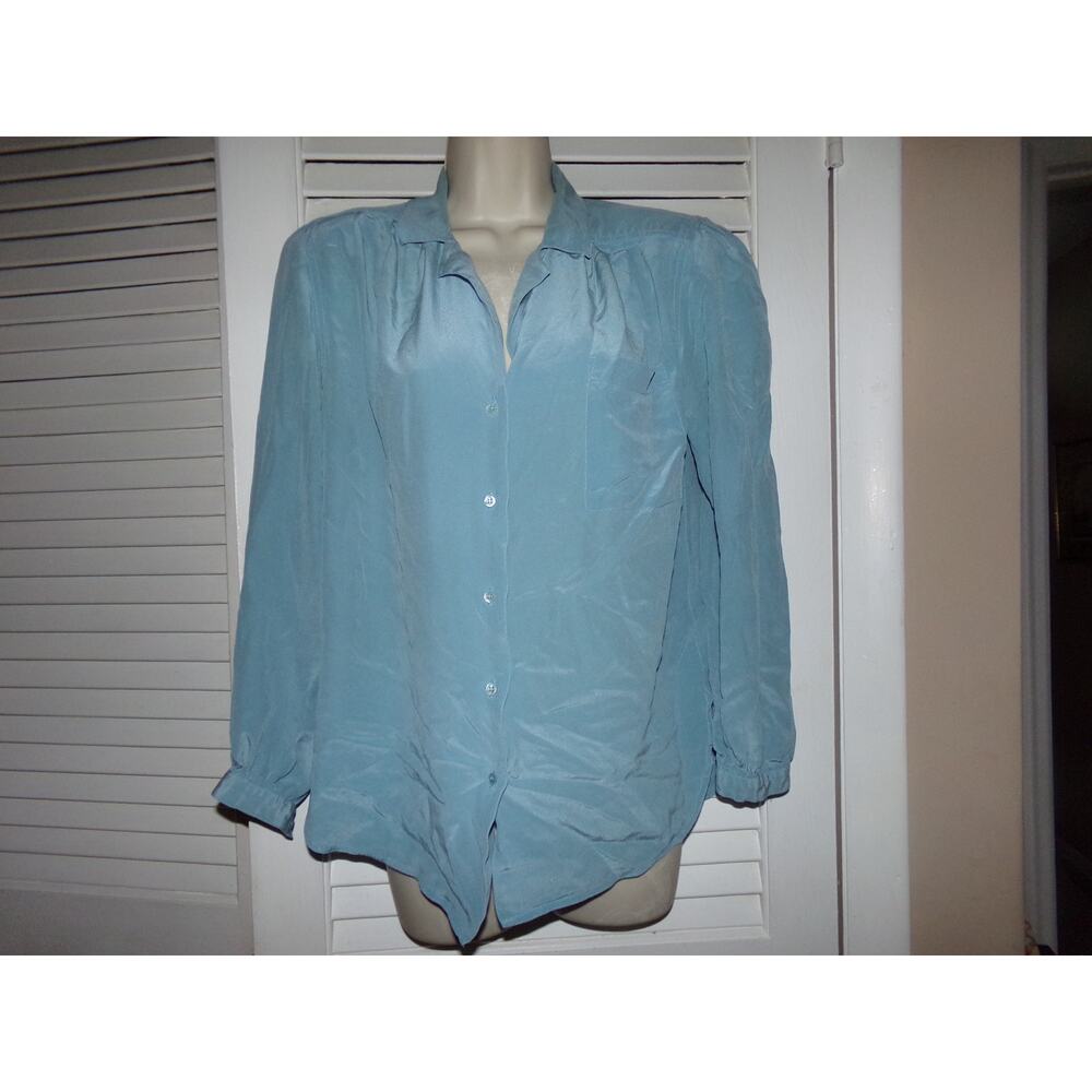 Vintage Harve Benard soft blue feminine gathered 100% silk blouse 12